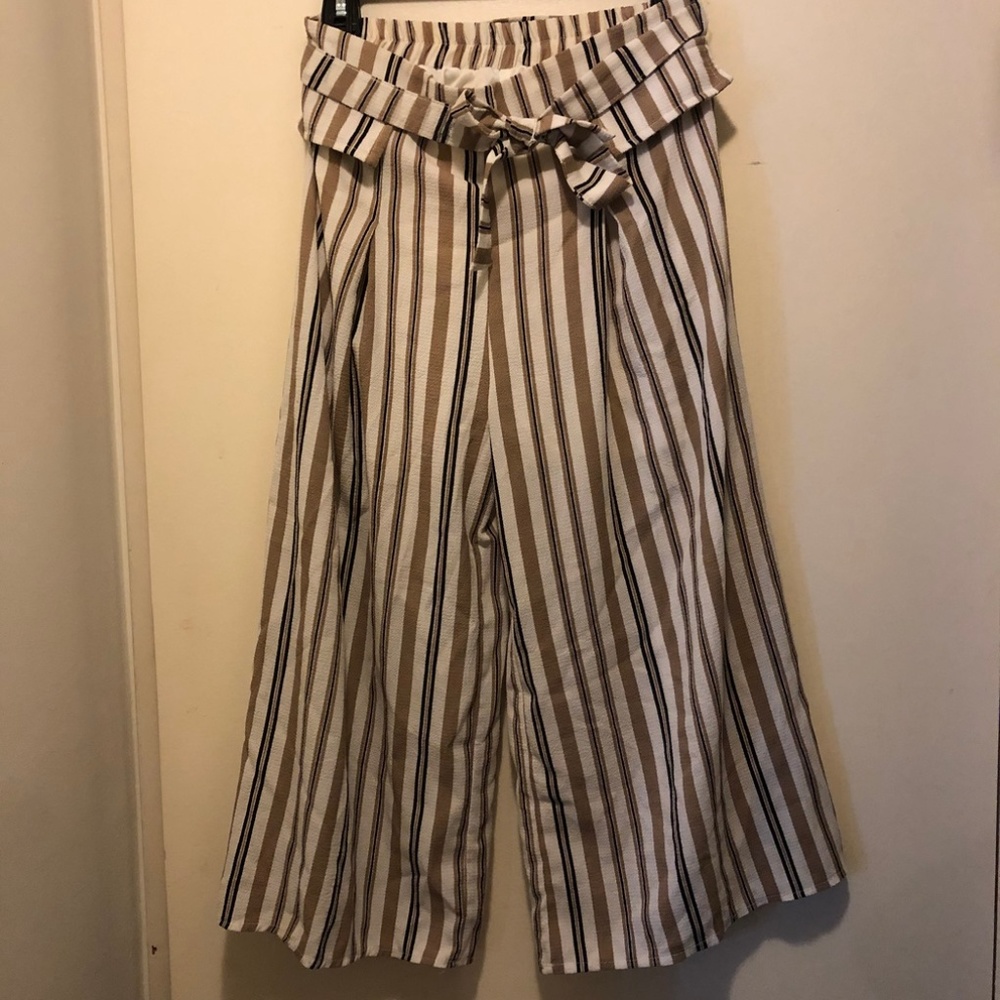 Flowy Patterned Pants